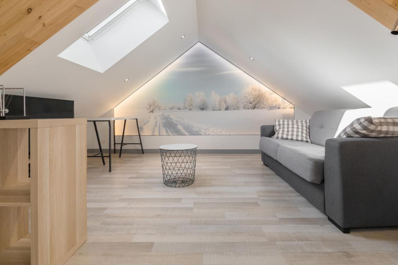 Appartement Entier - Toile Tendue - Wifi Pontarlier Esterno foto